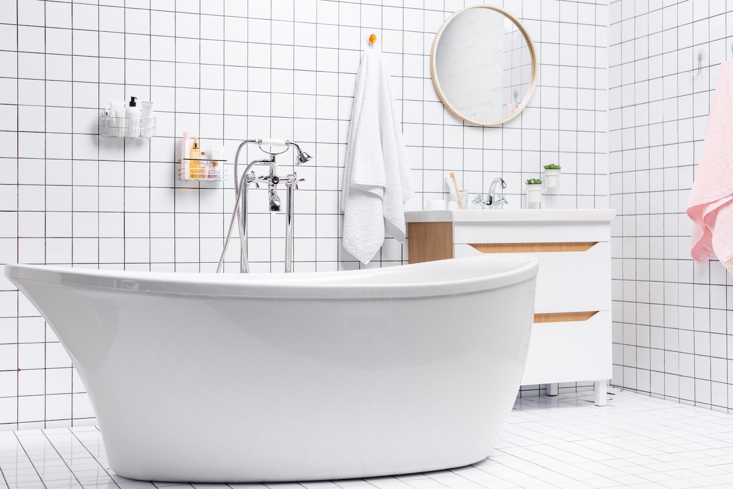 Bathroom Remodeling Vs Bathroom Reglazing